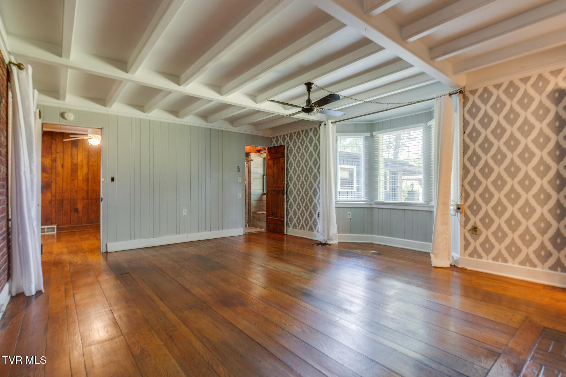 120 Rock Road Bristol, TN 37620 - Photo 25 of 38 014