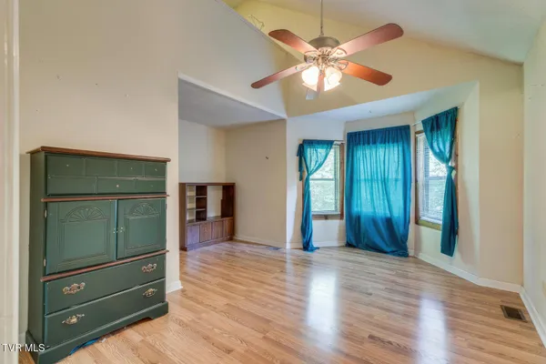 $335,500 | 120 Rock Road, Bristol, TN 37620