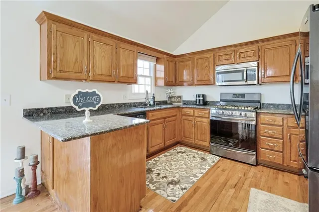 $325,000 | 3904 Remington Court, St. Joseph, MO 64506