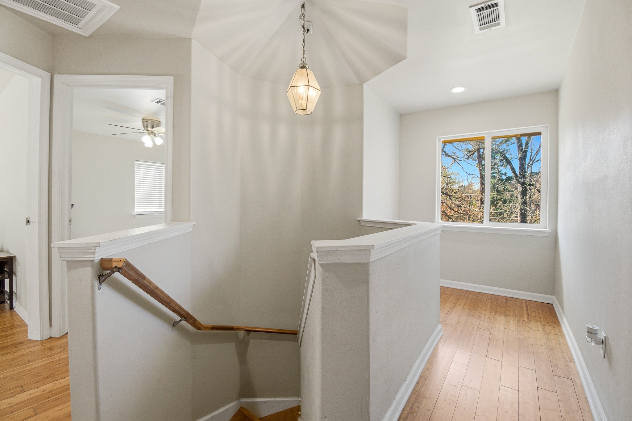 701 St Lawrence River Road Montgomery, TX 77316 - Photo 21 of 35 Landing