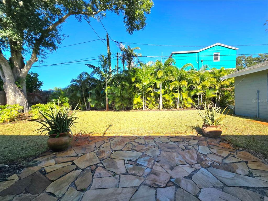 4737 Del Rio Way South Gulfport, FL 33711 - Photo 28 of 55 a view of a yard with an umbrella
