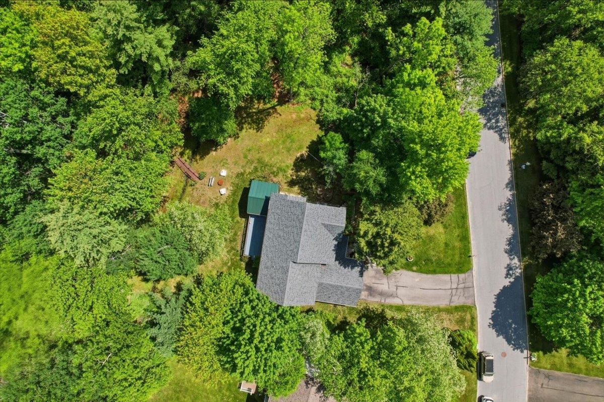 64 Stonegate Lane Shelburne, VT 05482 - Photo 8 of 45