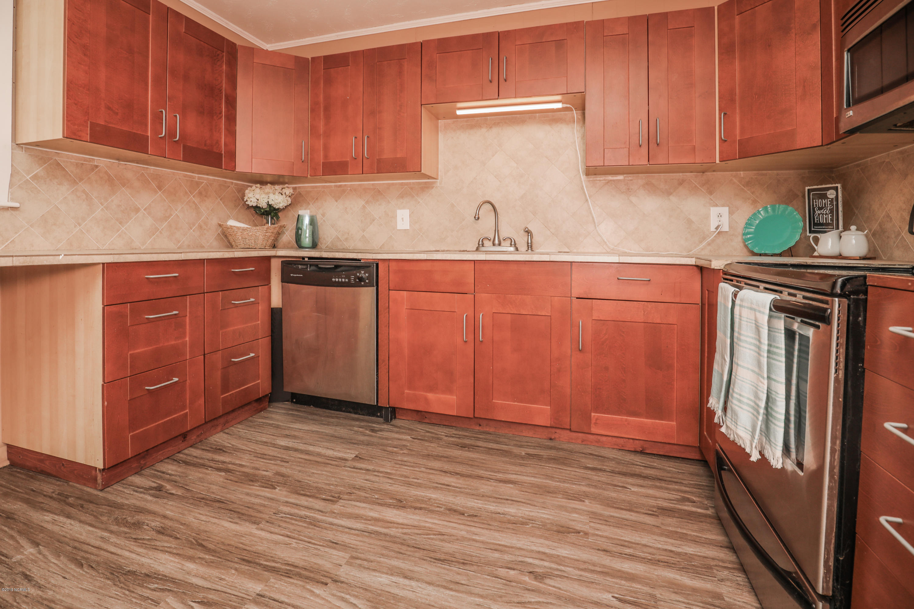 8 Victoria Road Jacksonville, NC 28546 - Photo 11 of 28 untitled-5226