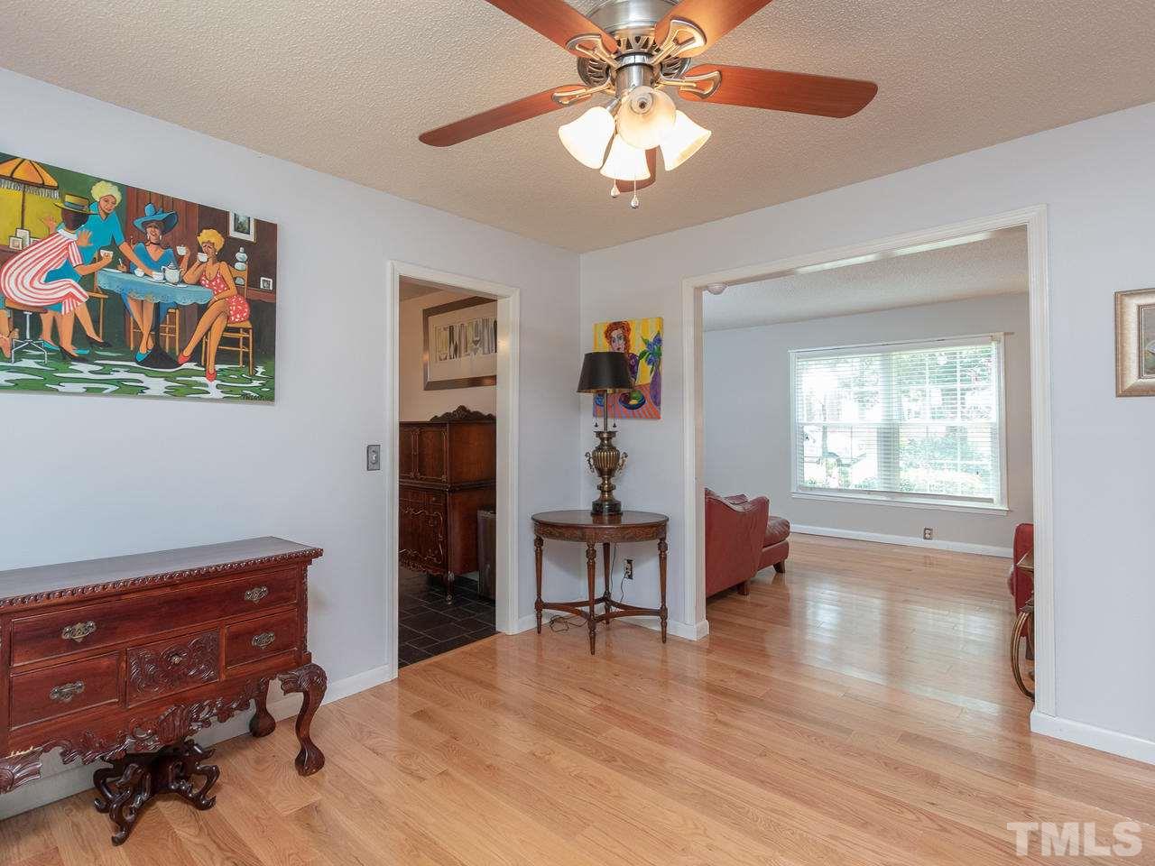 3616 Morningside Drive Raleigh, NC 27607 - Photo 7 of 29