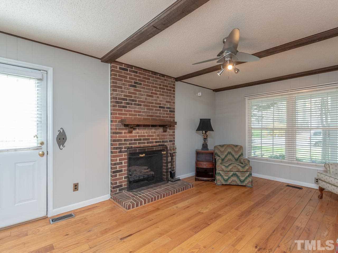 3616 Morningside Drive Raleigh, NC 27607 - Photo 8 of 29