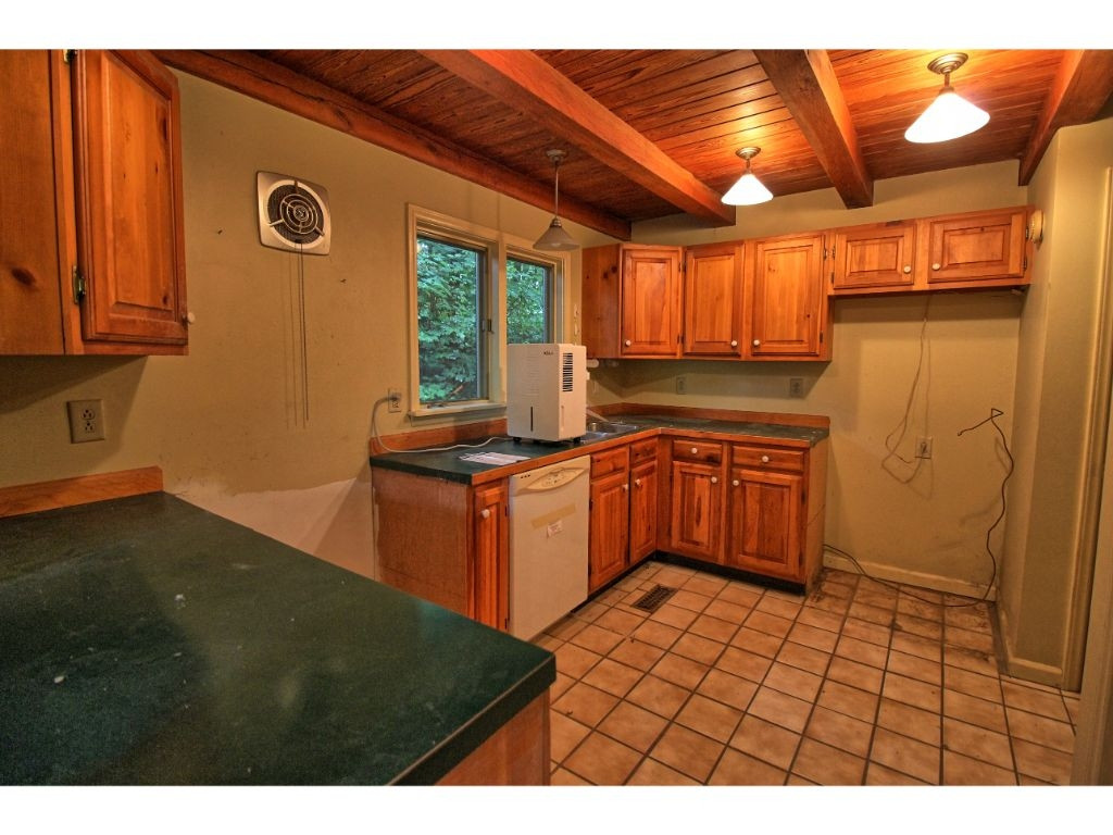 530 Morgan Road Greeneville, TN 37745 - Photo 11 of 36 Photo 11