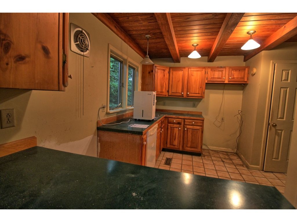 530 Morgan Road Greeneville, TN 37745 - Photo 14 of 36 Photo 14