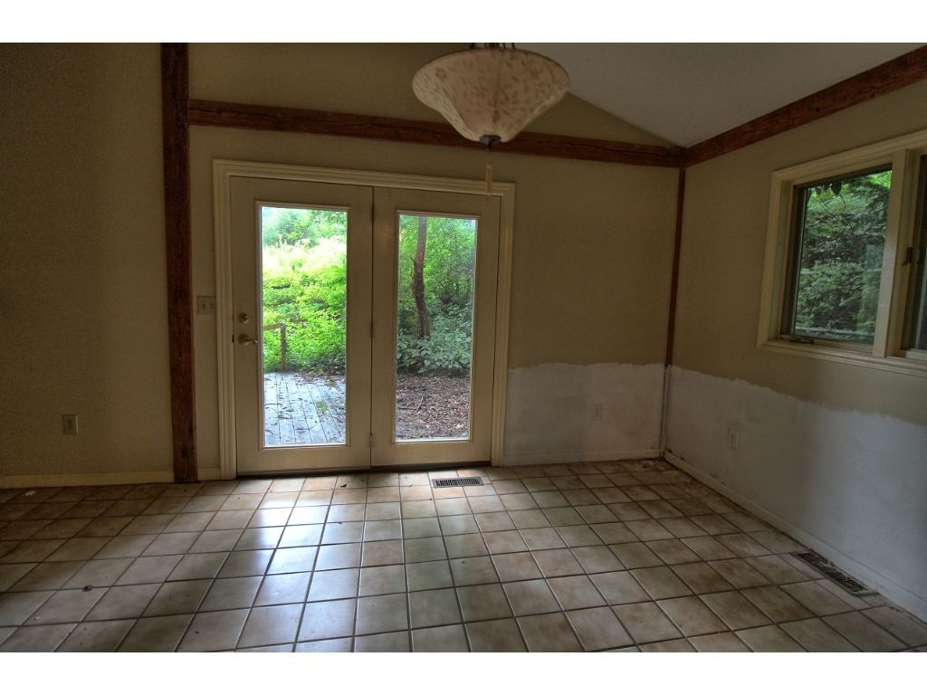530 Morgan Road Greeneville, TN 37745 - Photo 15 of 36 Photo 15