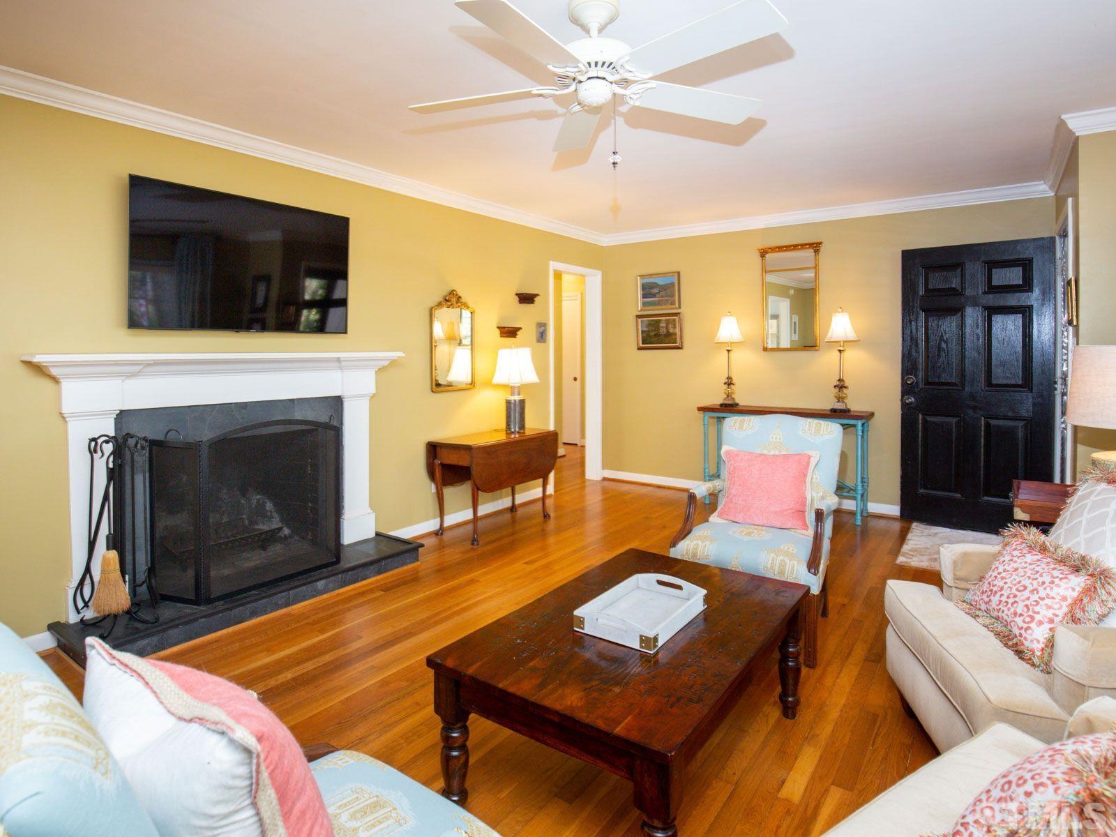 3016 Ridge Road Raleigh, NC 27612 - Photo 8 of 36 Gallery Image 8