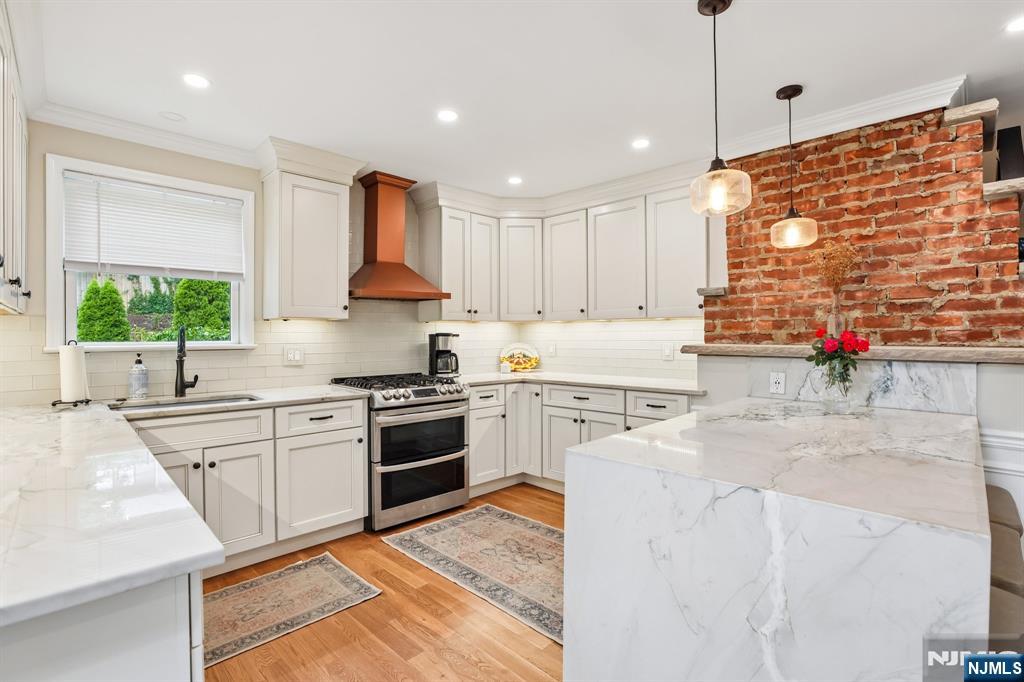 757 Kinderkamack Road Oradell, NJ 07649 - Photo 13 of 50