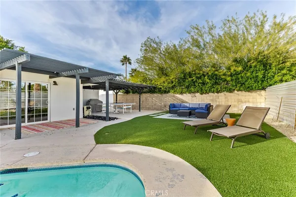 $3,450 | 2564 North Aurora Drive, Palm Springs, CA 92262