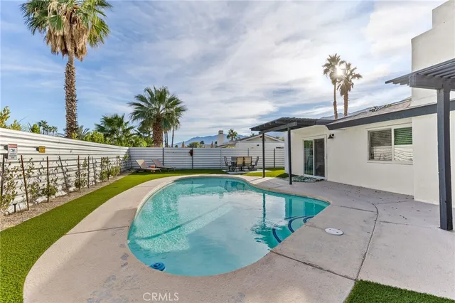 $3,500 | 2564 North Aurora Drive, Palm Springs, CA 92262