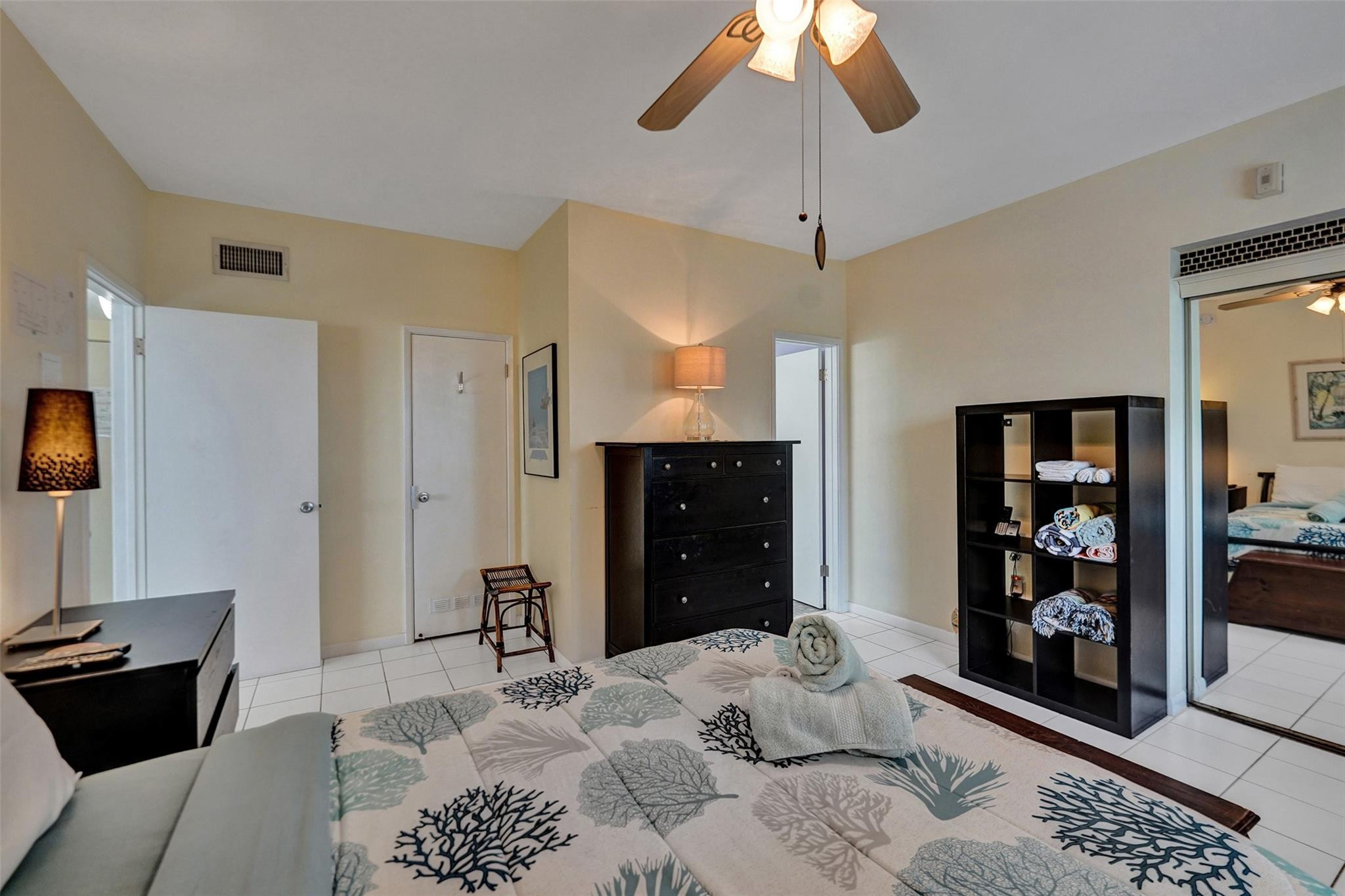 341 North Birch Road, Unit 316 Fort Lauderdale, FL 33304 - Photo 7 of 37 Photo 7