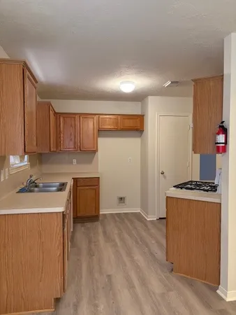 $1,800 | 12038 Westwold Drive, Tomball, TX 77377