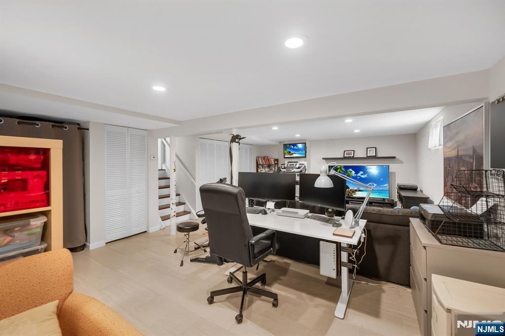 364 Knickerbocker Road Cresskill, NJ 07626 - Photo 40 of 45