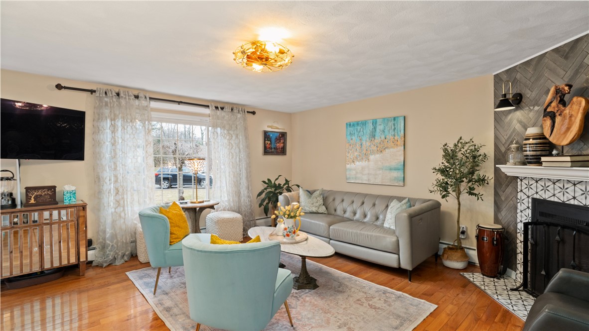 37 Eagle Run, Unit 37B Warwick, RI 02818 - Photo 2 of 31