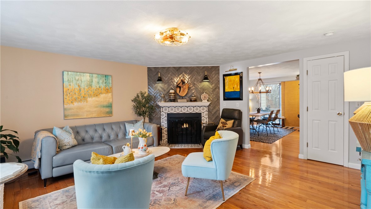 37 Eagle Run, Unit 37B Warwick, RI 02818 - Photo 3 of 31