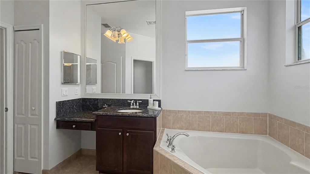 6673 Helmsley Circle Windermere, FL 34786 - Photo 29 of 36