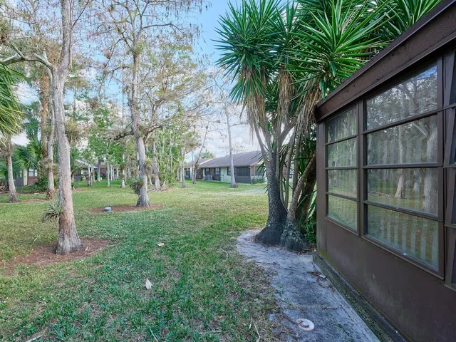 $302,000 | 498 Iron Forge Court, Royal Palm Beach, FL 33411