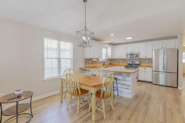 $349,000 | 3784 Kellys Ferry Road, Chattanooga, TN 37419
