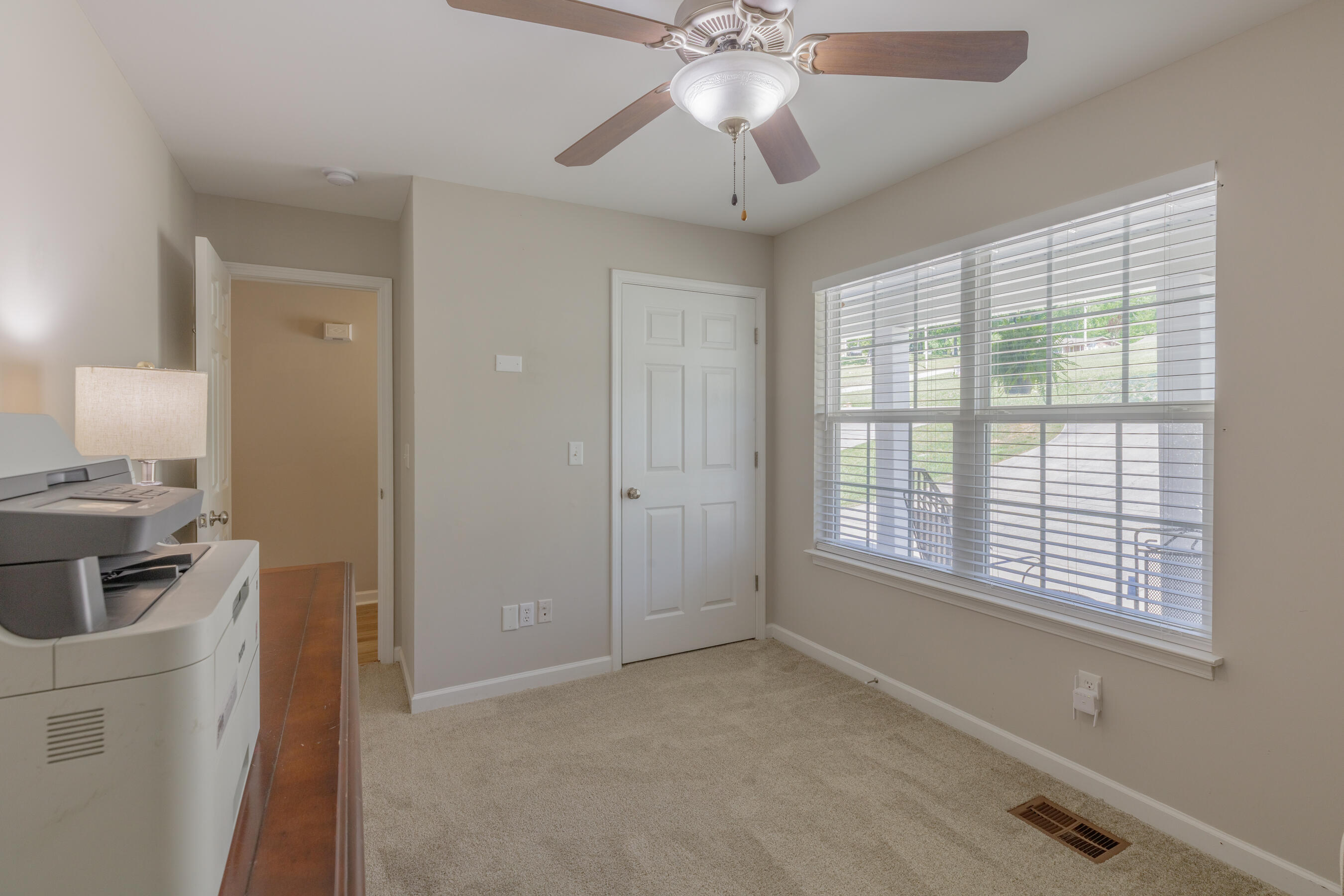 3784 Kellys Ferry Road Chattanooga, TN 37419 - Photo 5 of 51 3785 Kelly Ferry HD-26