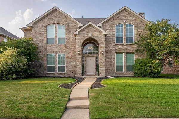 $489,000 | 8409 Luna Drive, Rowlett, TX 75088