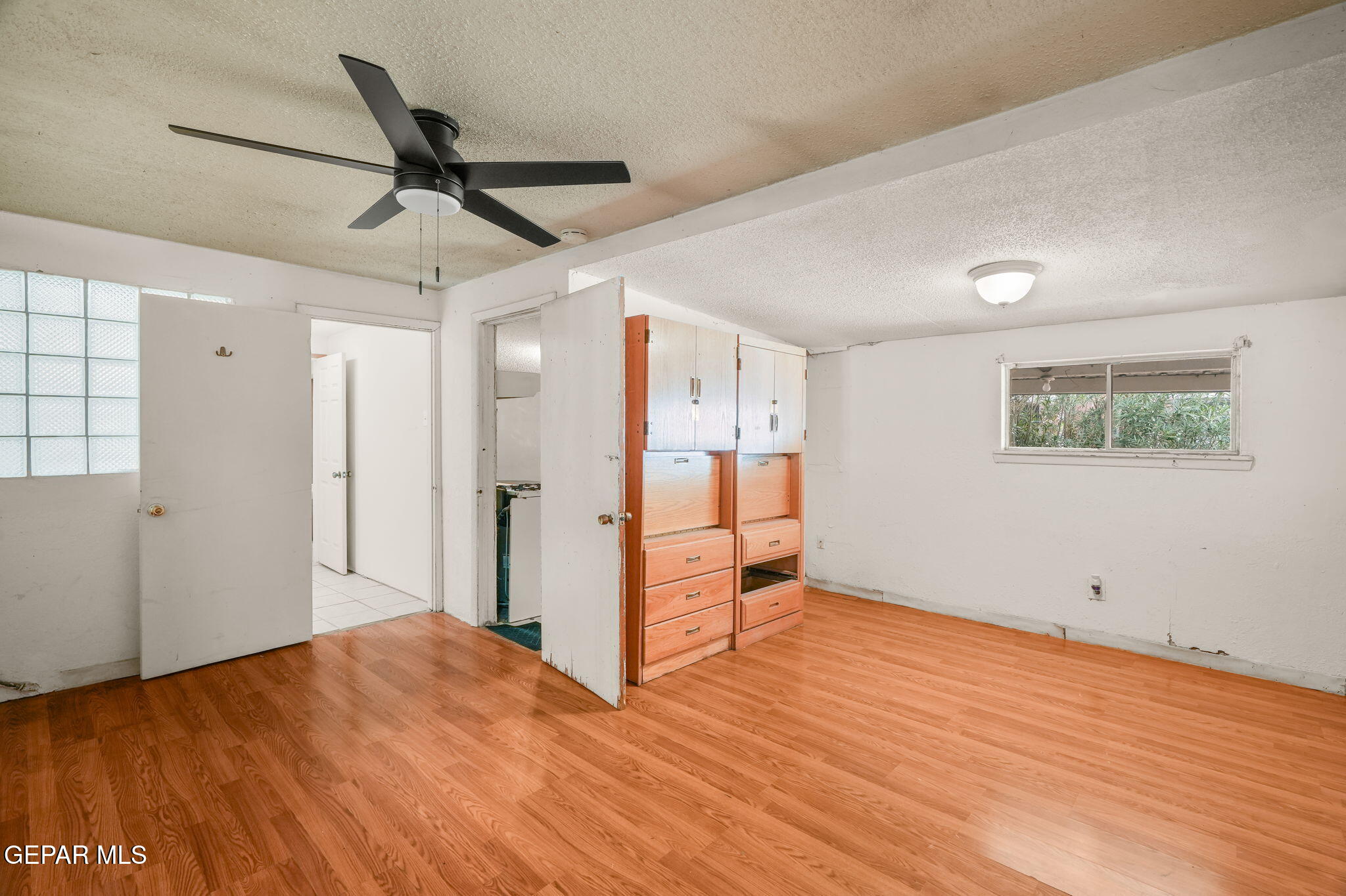 7798 Rosedale Street El Paso, TX 79915 - Photo 14 of 93 7798 Rosedale St-13