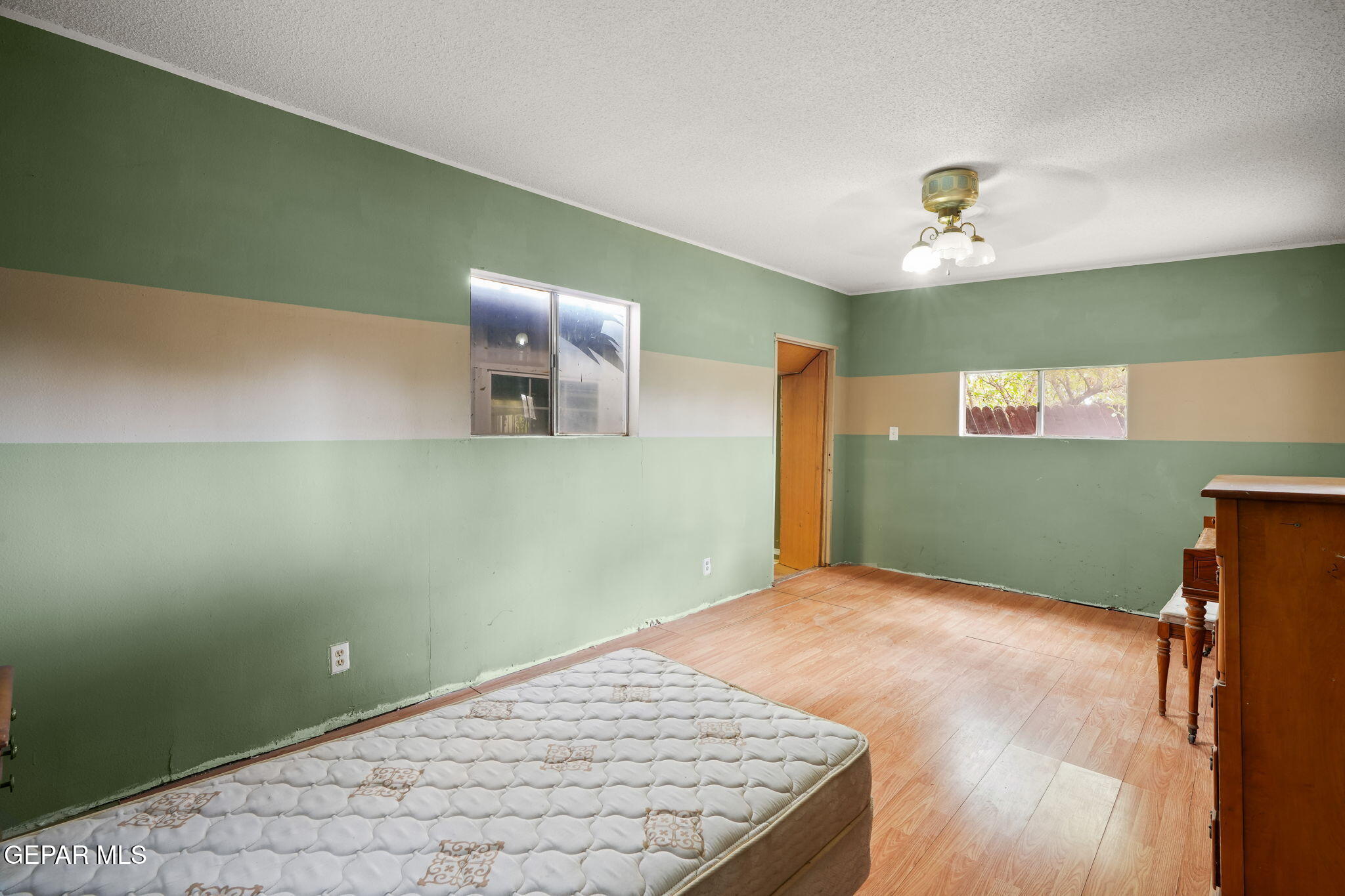 7798 Rosedale Street El Paso, TX 79915 - Photo 28 of 93 7798 Rosedale St-44