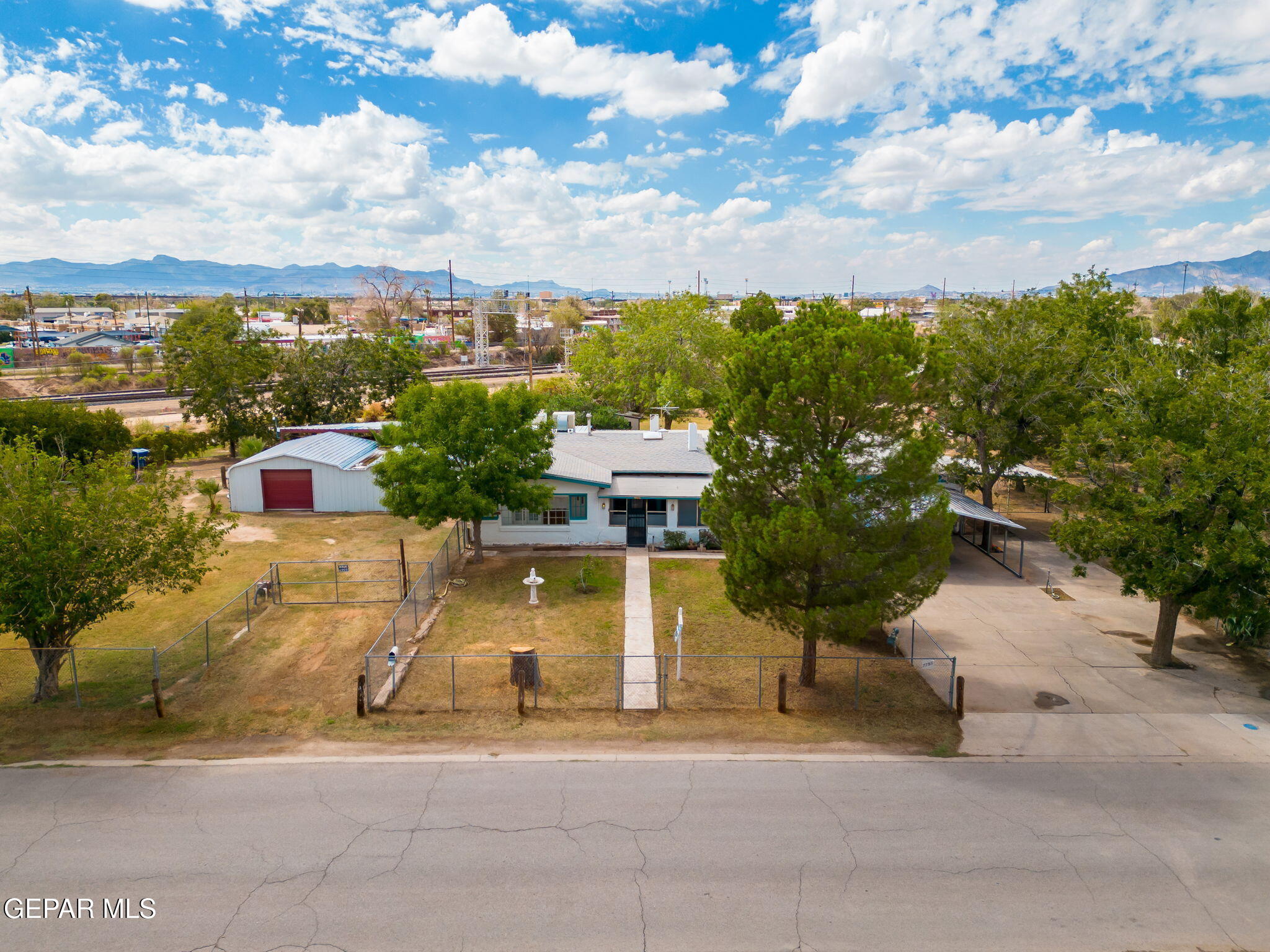 7798 Rosedale Street El Paso, TX 79915 - Photo 80 of 93 7798 Rosedale St-78