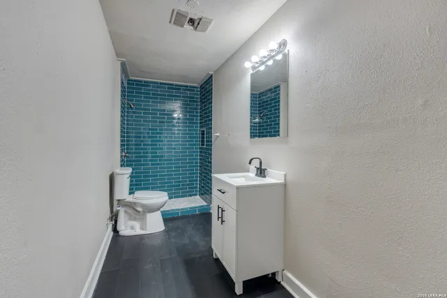 $1,695 | 222 Belmont, San Antonio, TX 78202