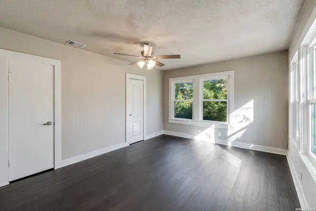 $1,695 | 222 Belmont, San Antonio, TX 78202