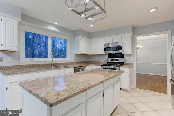 $949,900 | 7504 Mullingar Court, Springfield, VA 22153