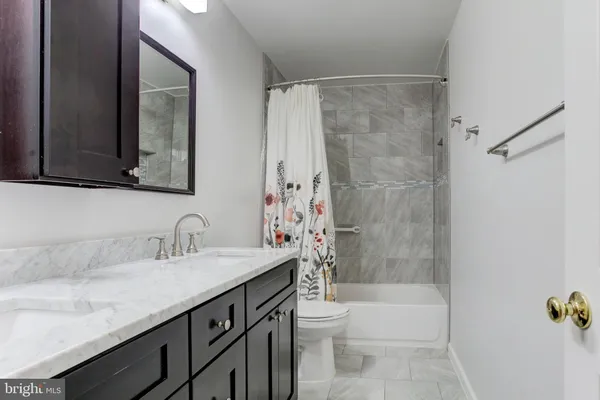$949,900 | 7504 Mullingar Court, Springfield, VA 22153