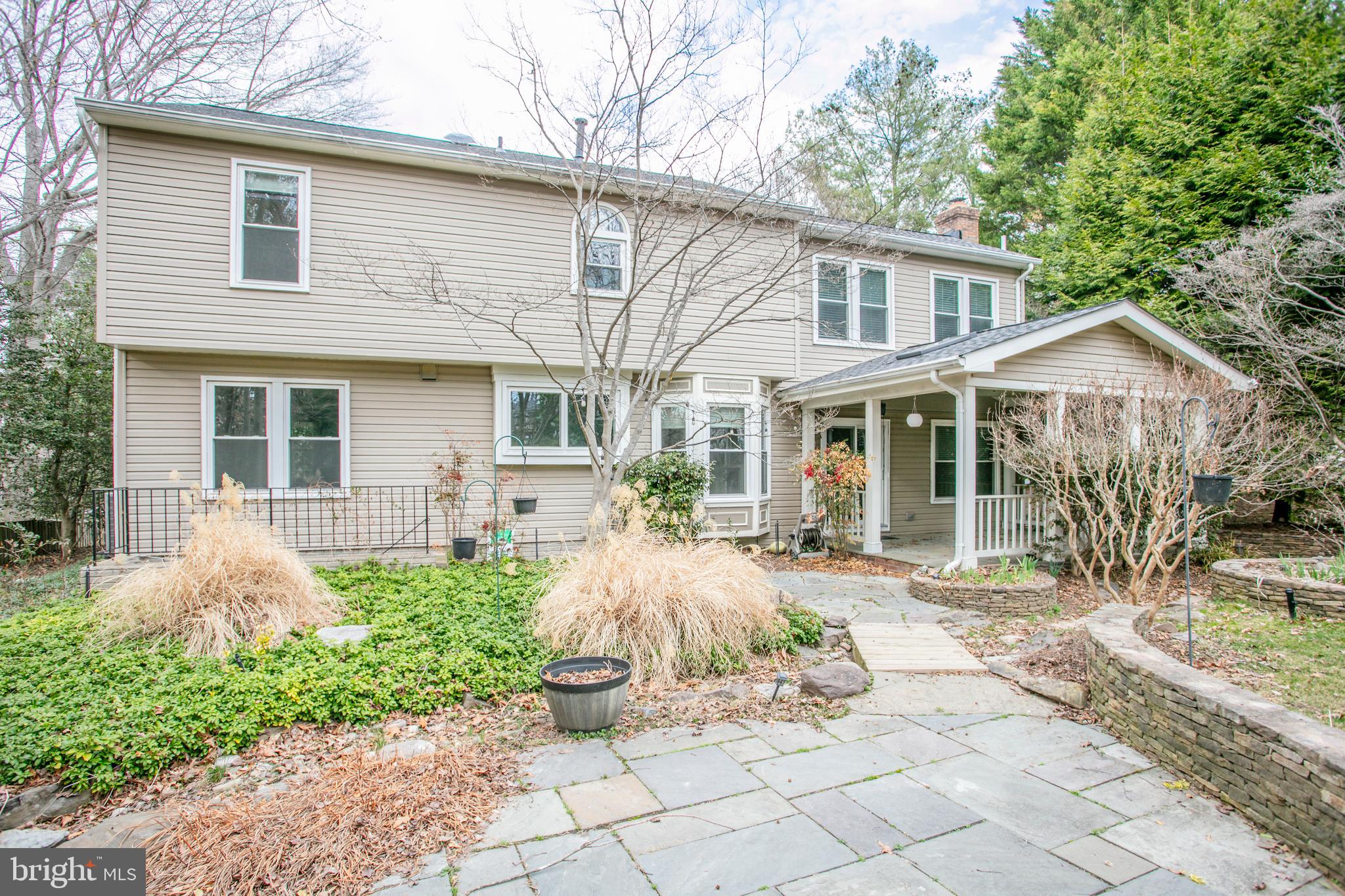 7504 Mullingar Court Springfield, VA 22153 - Photo 4 of 43