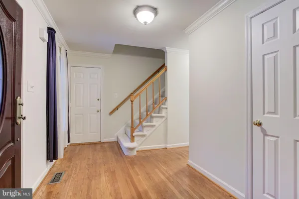 $949,900 | 7504 Mullingar Court, Springfield, VA 22153