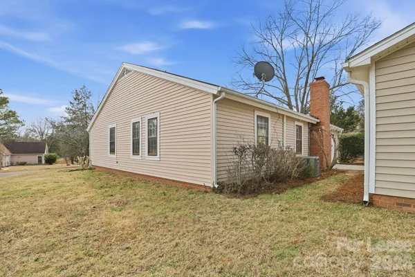 $2,495 | 7224 Hackberry Lane, Charlotte, NC 28226