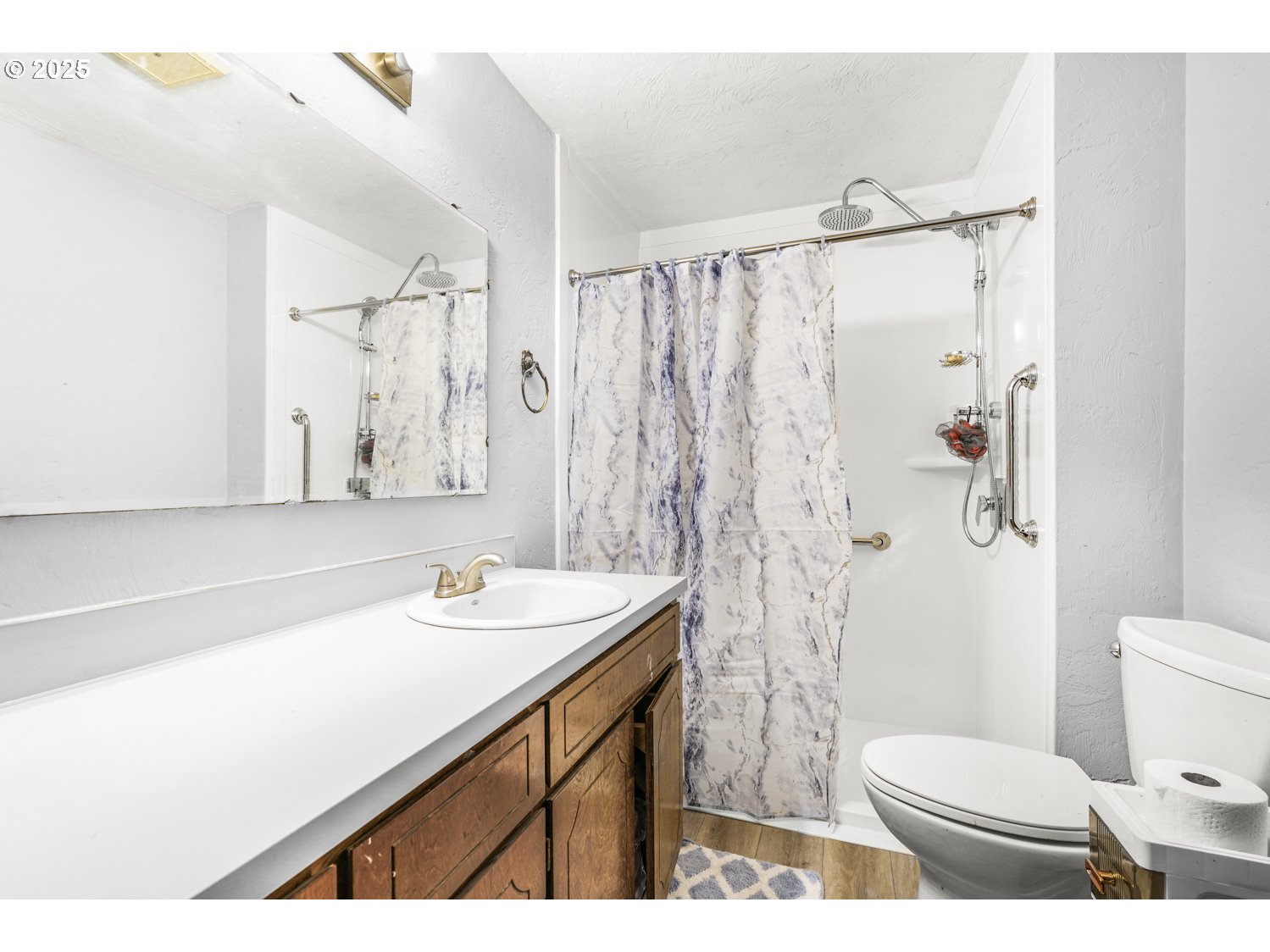 219 17th Street Springfield, OR 97477 - Photo 6 of 10