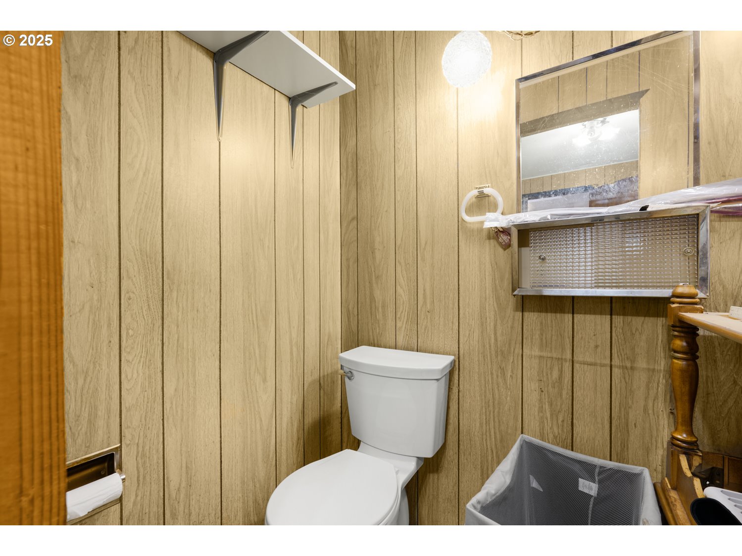 219 17th Street Springfield, OR 97477 - Photo 7 of 10