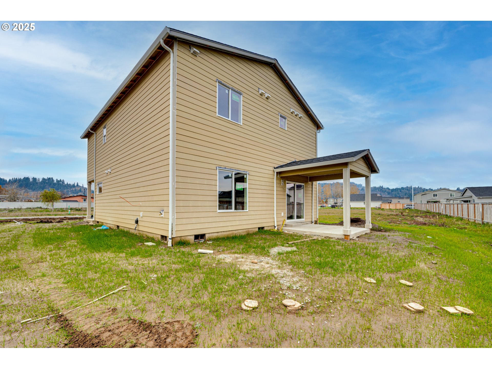 2016 Henderson Way Longview, WA 98632 - Photo 3 of 15