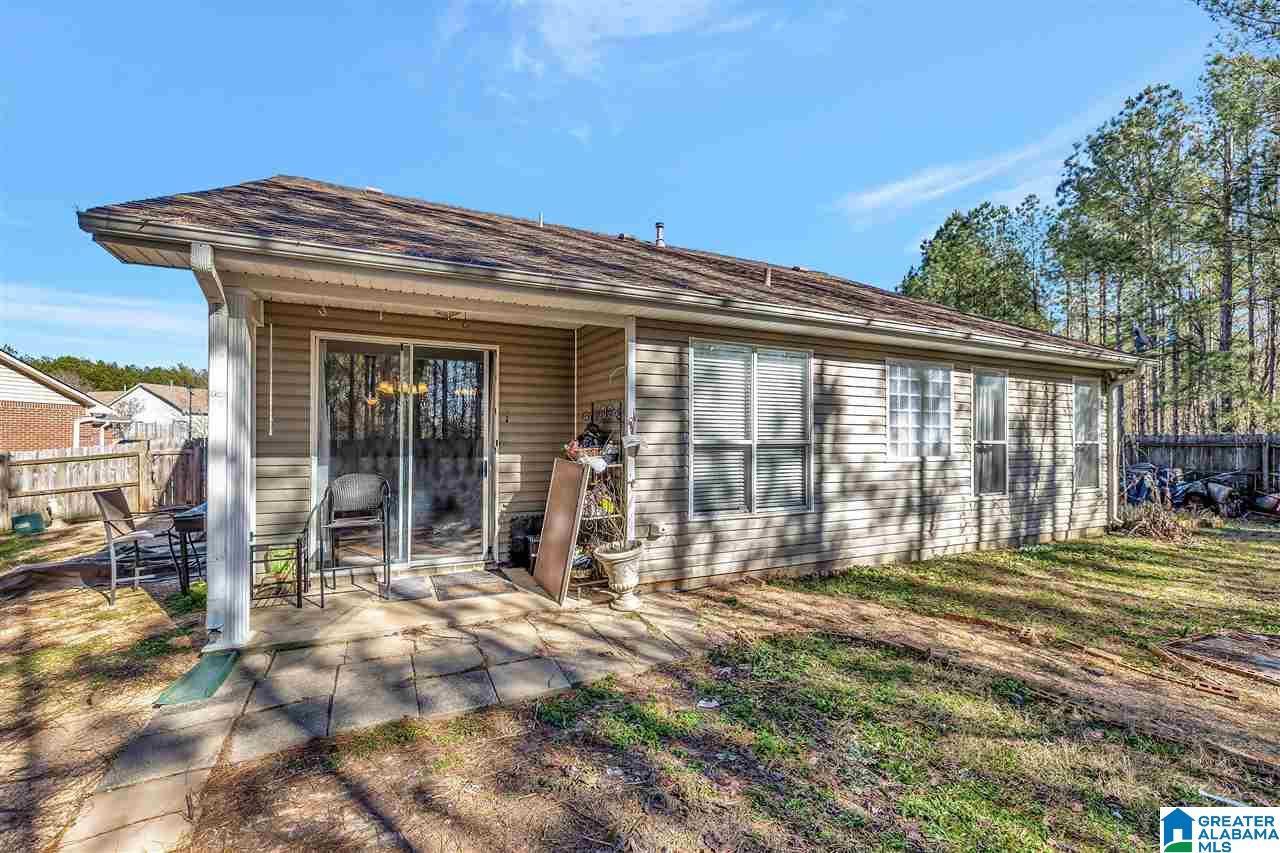 178 Gardenside Drive Alabaster, AL 35007 - Photo 33 of 37