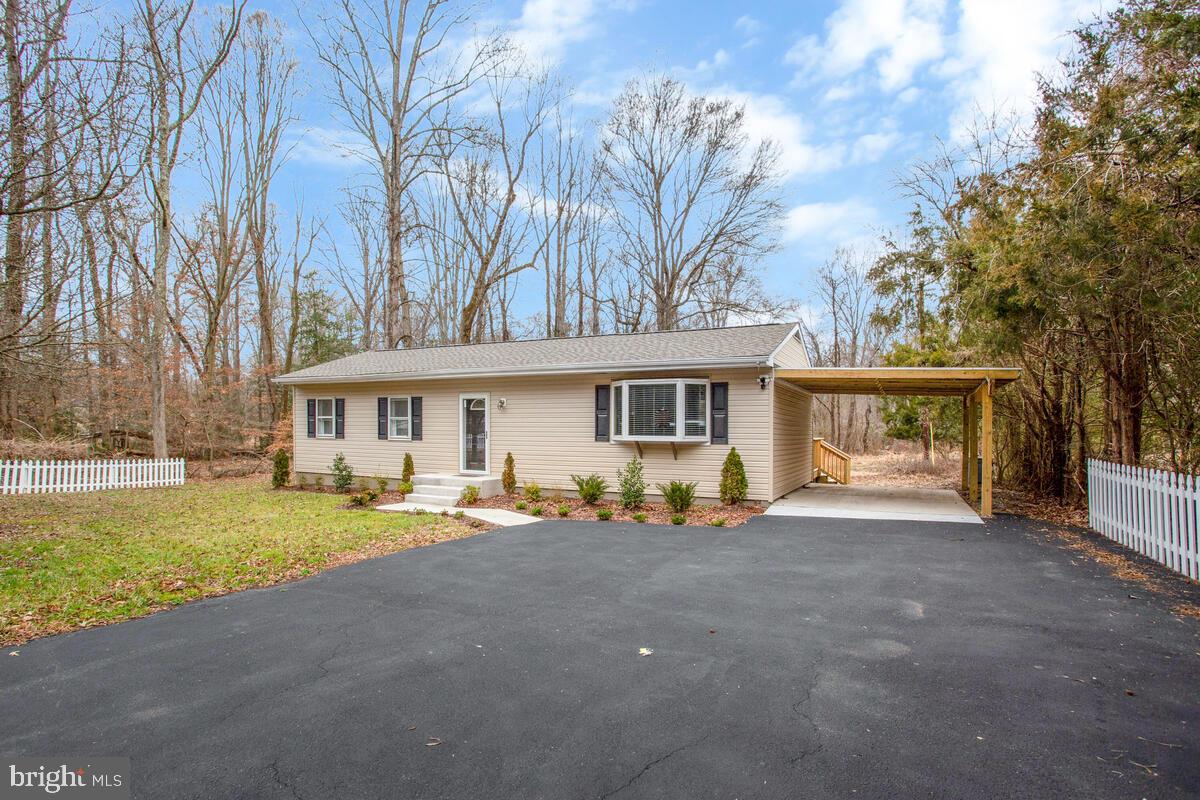 13411 Old Indian Head Road Brandywine, MD 20613 - Photo 3 of 33