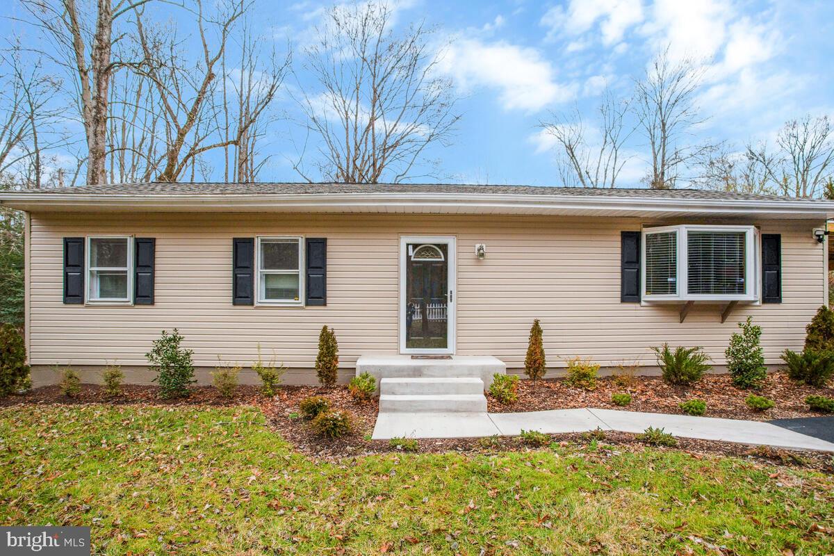 13411 Old Indian Head Road Brandywine, MD 20613 - Photo 4 of 33