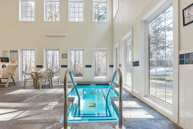 $319,900 | 114 Pilgrim Drive, Unit 7, Wisconsin Dells, WI 53965