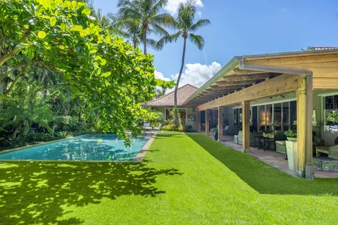 $25,950,000 | 6 La Costa Way, Palm Beach, FL 33480