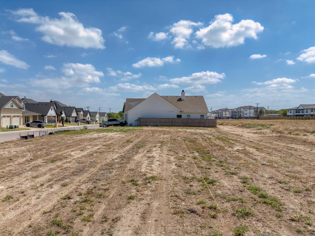 1516 Tranquility Trail Waco, TX 76712 - Photo 9 of 10