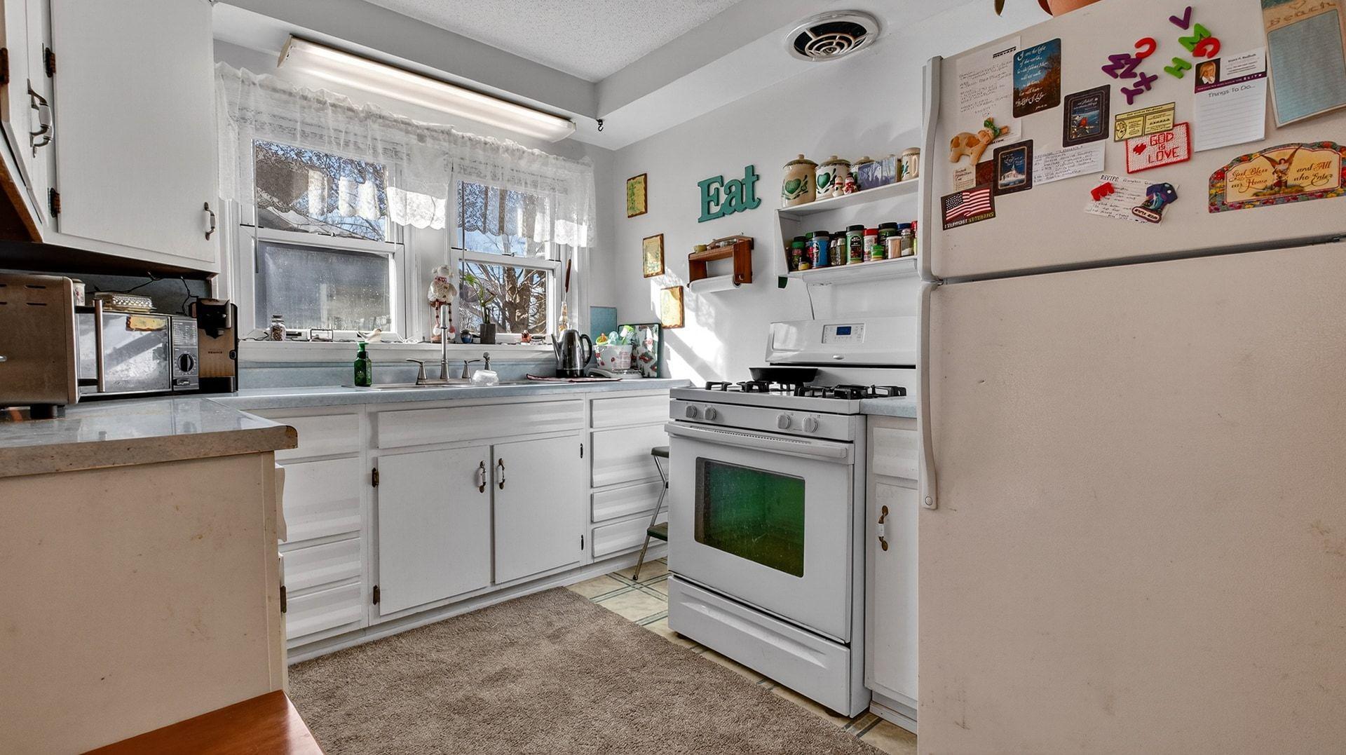 512 West Evans Street Rice Lake, WI 54868 - Photo 8 of 31