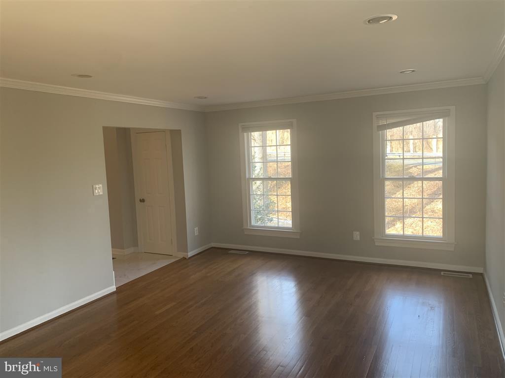 805 Balls Hill Road McLean, VA 22101 - Photo 13 of 40