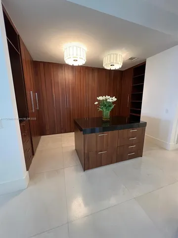 a view of entryway with a mirror