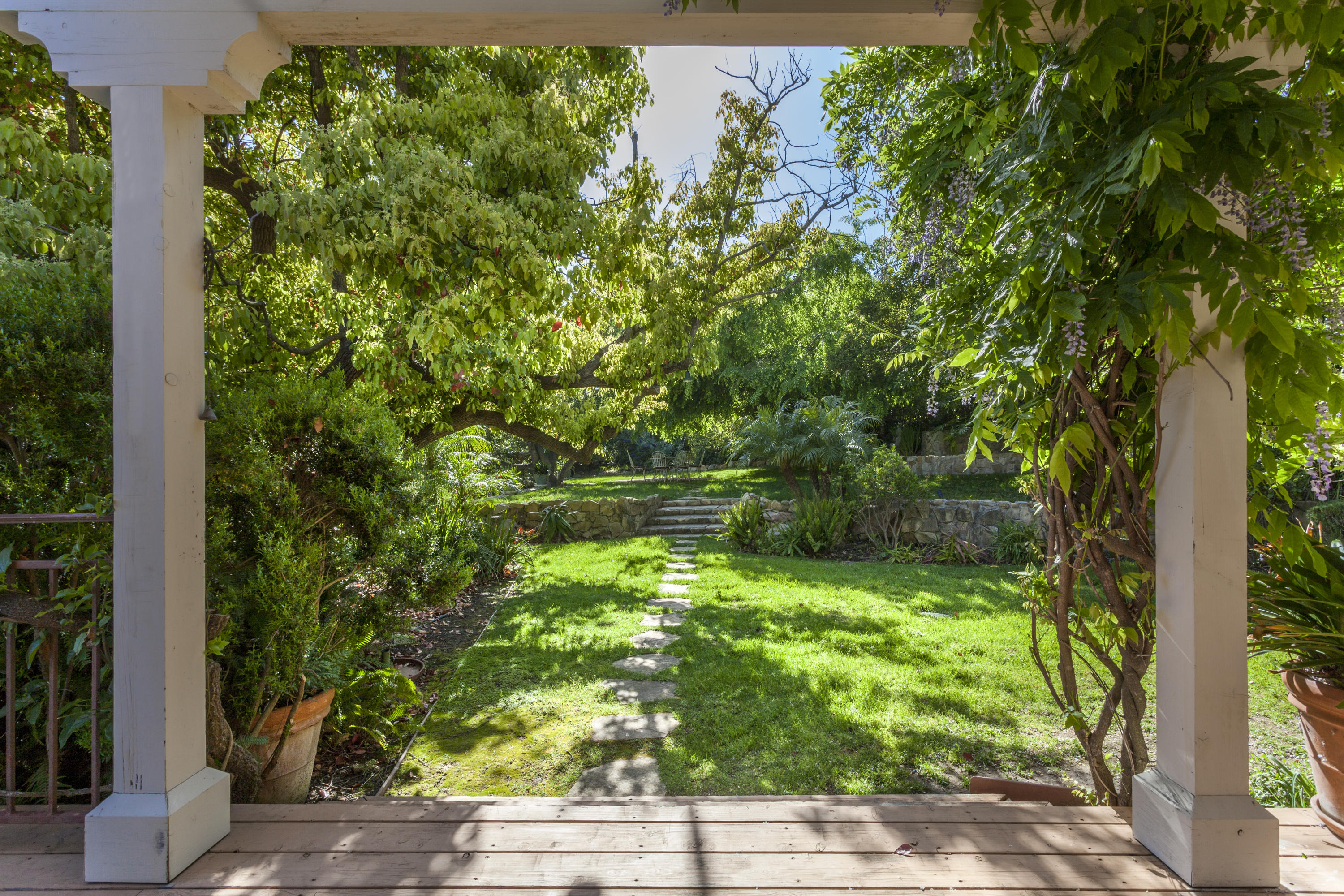 1568 Franceschi Road Santa Barbara, CA 93103 - Photo 9 of 16 a backyard of a house with lots of green space