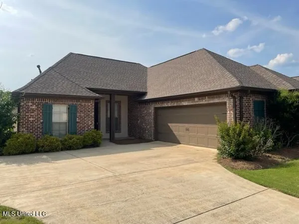 $2,300 | 818 Stones Throw Drive, Brandon, MS 39042